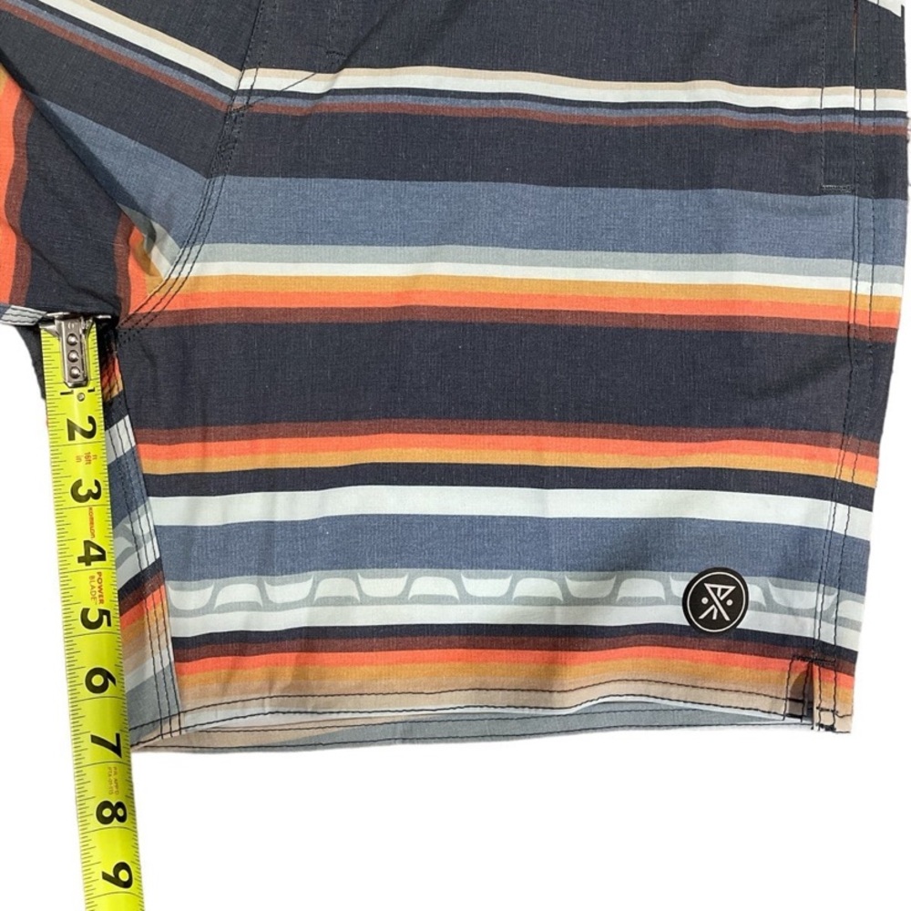 Roark Chiller Boardshorts 36w NWOT - Picture 3 of 9